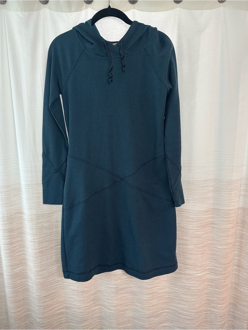 Royal Robbins Long-Sleeve Hooded Knit Dress in Deep Teal